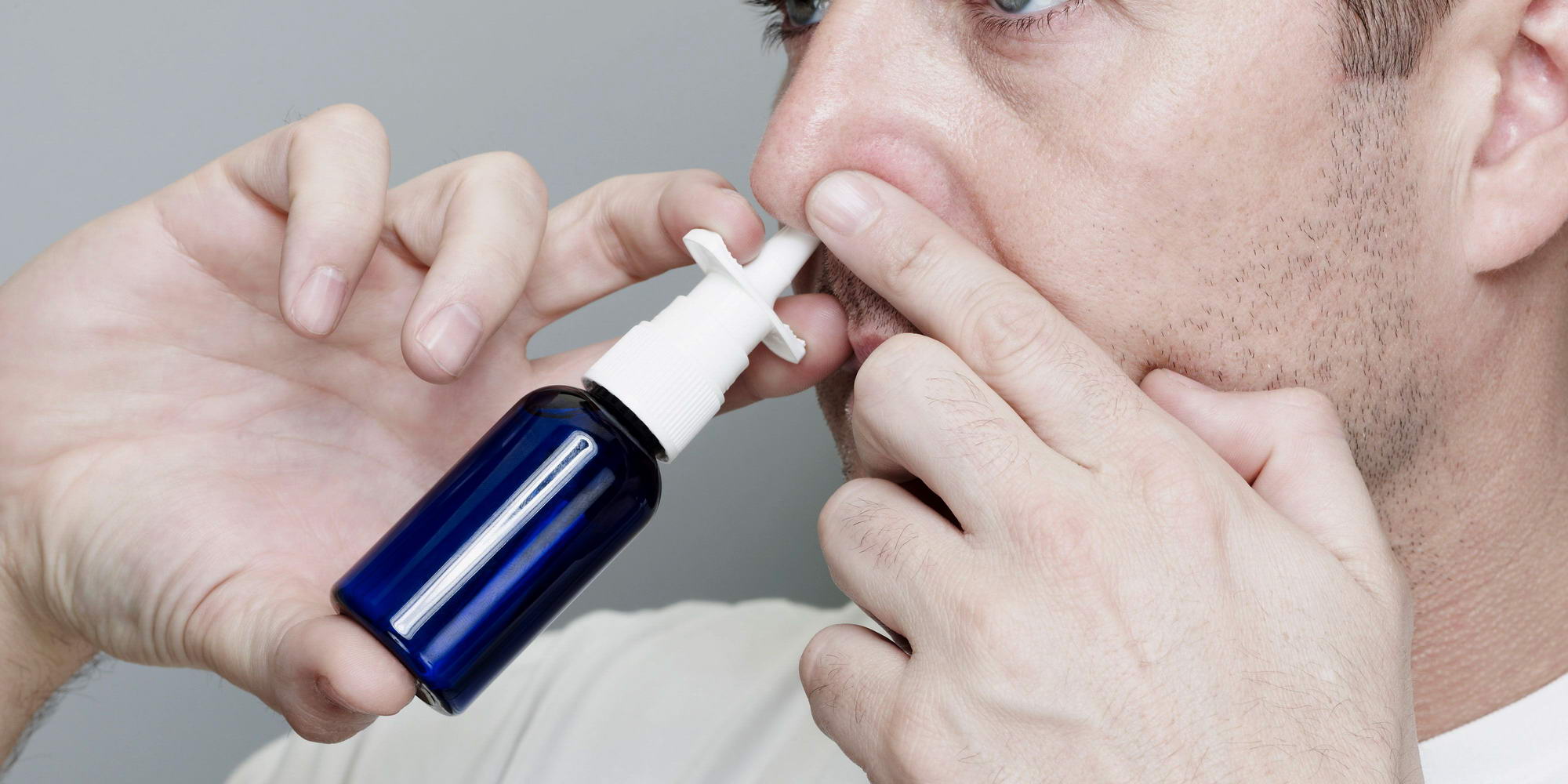 掌握正確使用鼻噴霧劑的方法